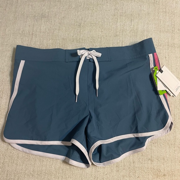 Rip curl board shorts - Picture 6 of 11